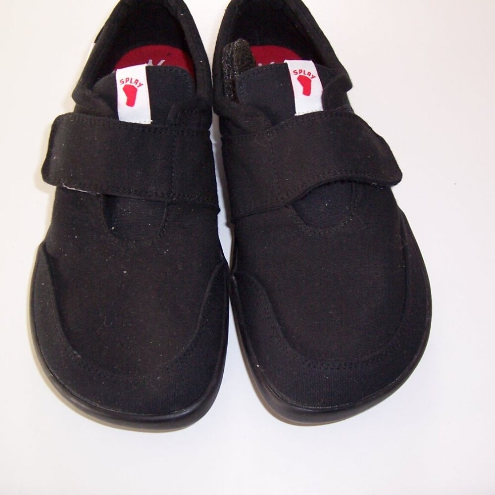 Splay barefoot Slip-On  Canvas Shoes New Size 8.5